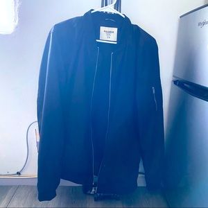 Pull&bear lightweight bomber jacket in mens size L black